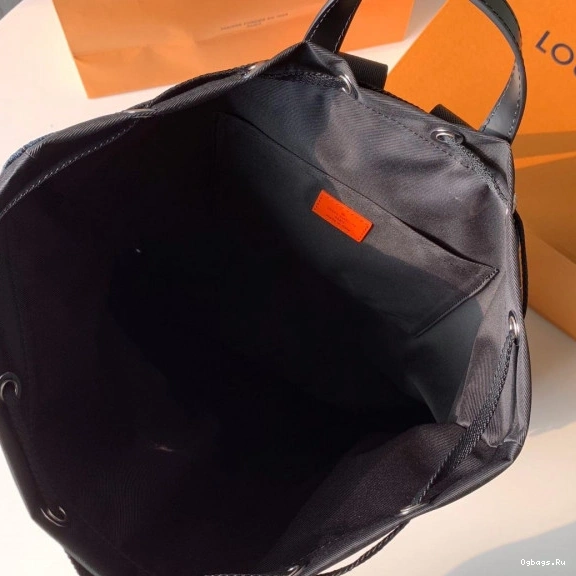 Louis Backpack Vuitton 0218